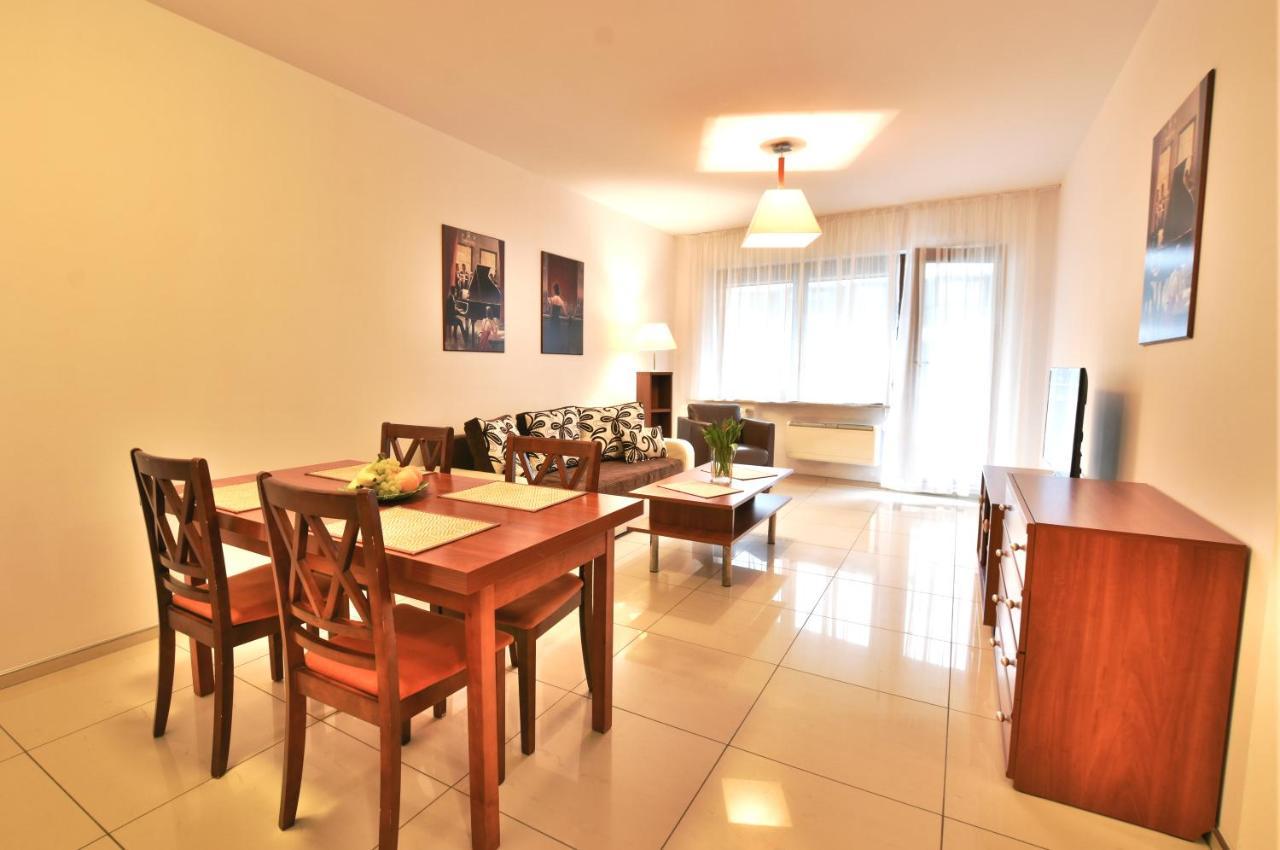 Apartamenty Promenada-Arka コウォブジェク エクステリア 写真